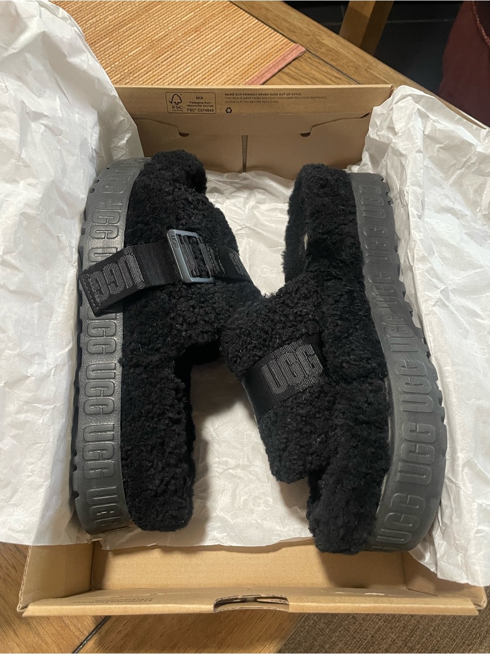UGG Fluffita Slide Slippers Black Size 7 STYLE: 1113475-BLK - Picture 7 of 15